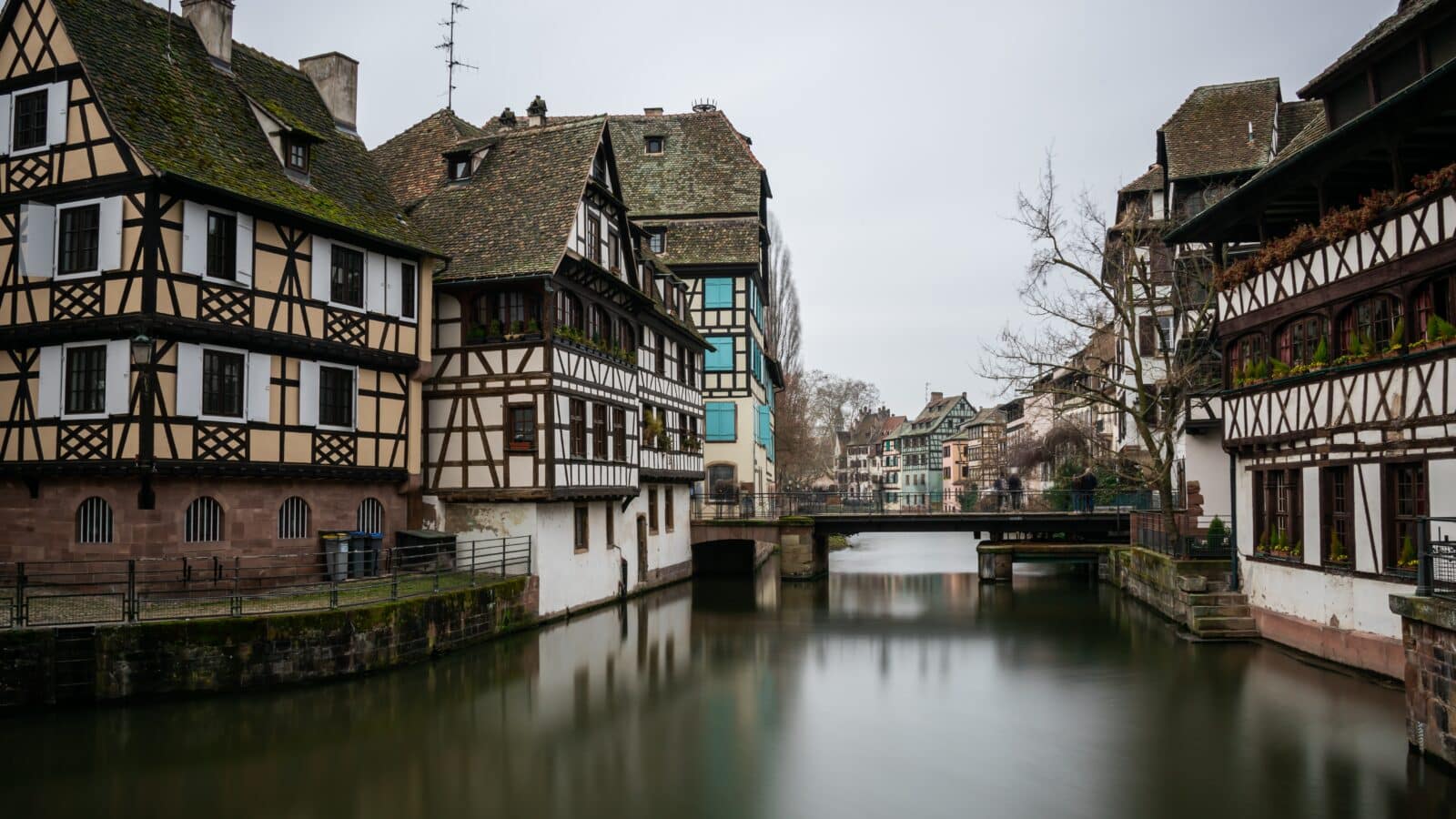 La Petite France, quartier historique au bord de l'Ill à Strasbourg