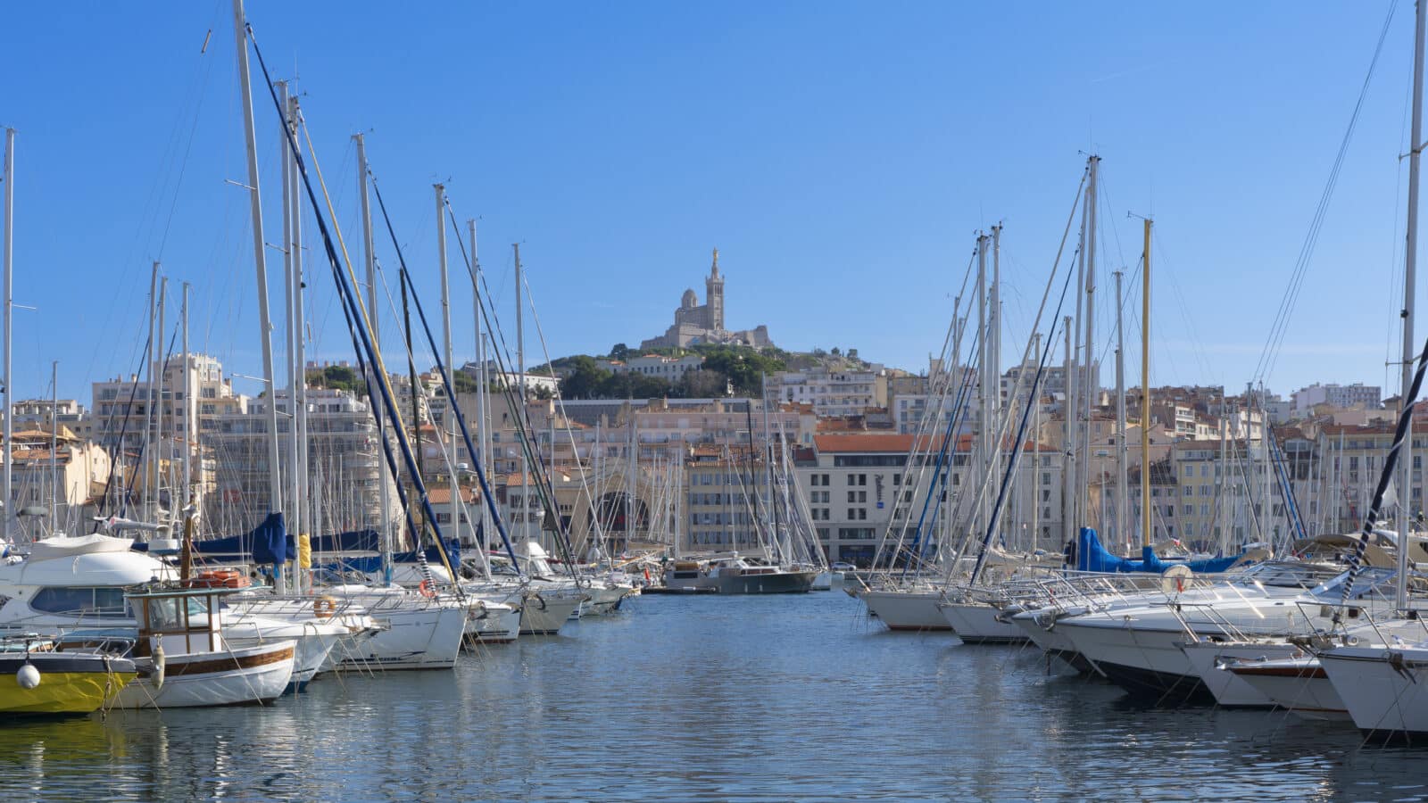 Le Vieux-Port, coeur historique et touristique de Marseille