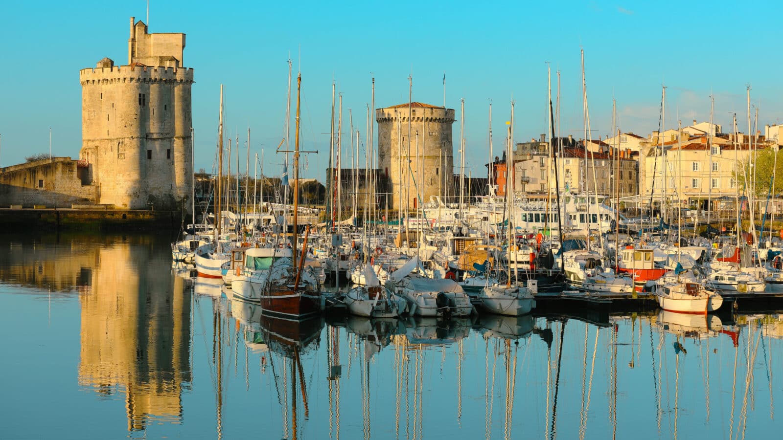 Le Vieux-Port de La Rochelle, cœur historique et touristique de la ville